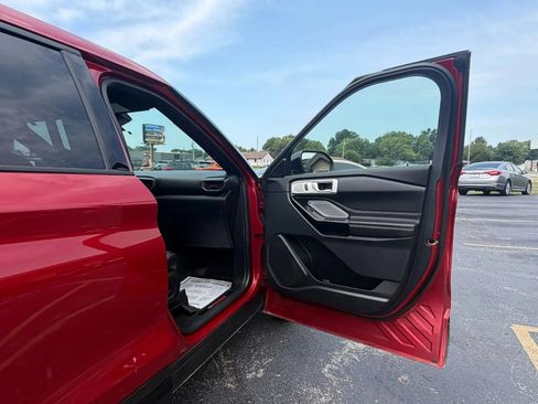Used 2021 Ford Explorer ST w/ ST Street Pack AWD/4WD image 43