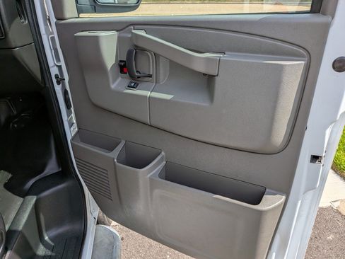 Used 2025 Chevrolet Express 2500 w/ Driver Convenience Package RWD image 22