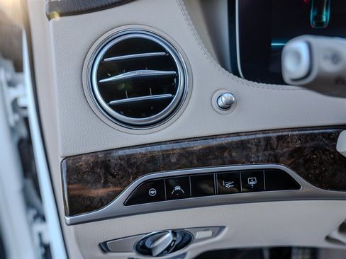 Used 2020 Mercedes-Benz S 560 Sedan w/ AMG Line Exterior image 18