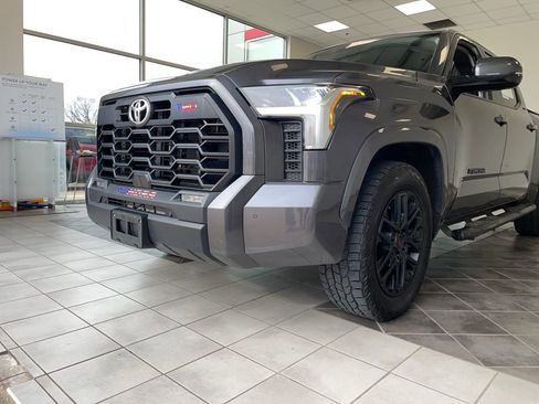 Used 2022 Toyota Tundra SR5 image 16