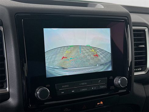 Used 2024 Nissan Frontier SV w/ SV Convenience Package image 19