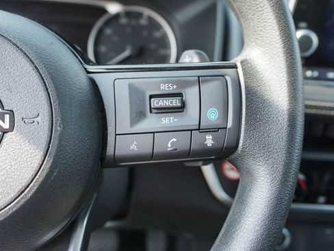 Used 2023 Nissan Rogue SV AWD/4WD image 11