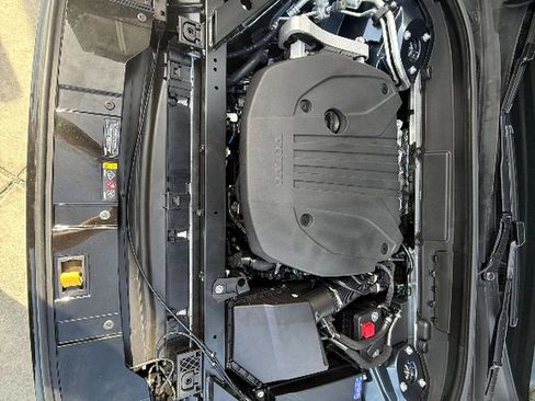 New 2026 Volvo XC60 B5 Plus w/ Protection Package Premier image 31