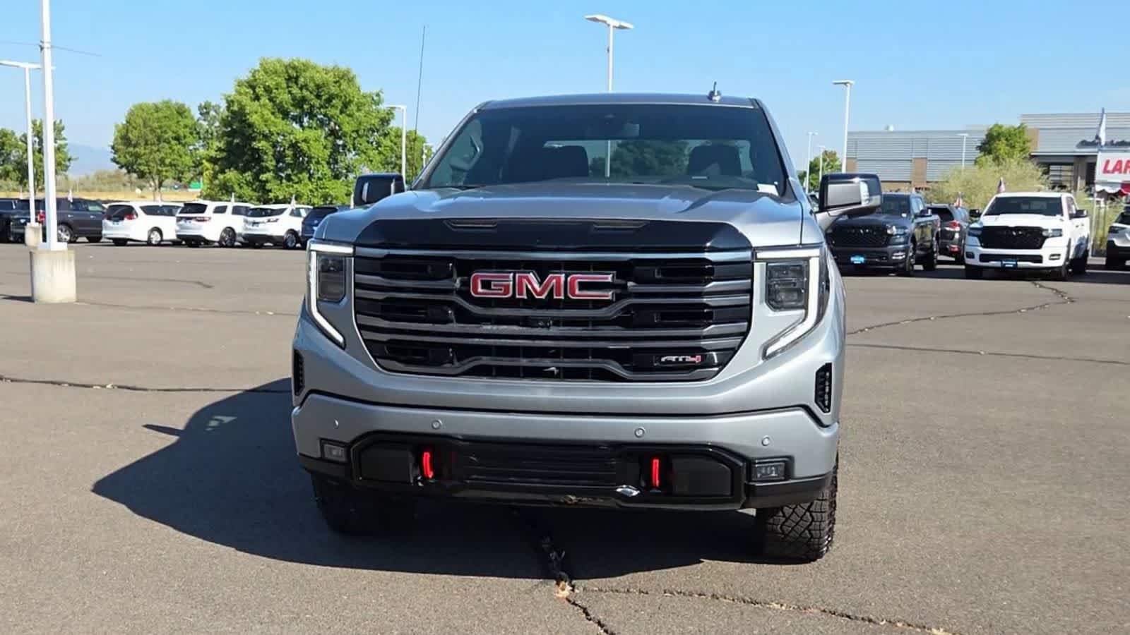 Used 2025 GMC Sierra 1500 AT4 AWD/4WD image 3