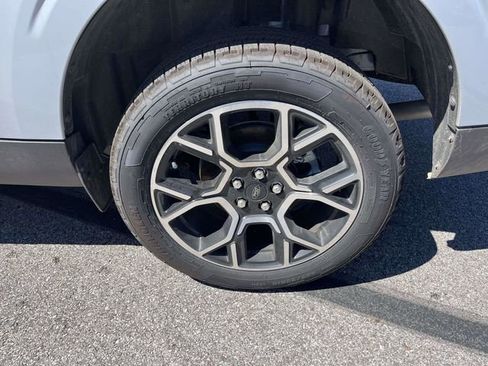 New 2026 Ford Maverick Lariat w/ 4K Tow Package image 4