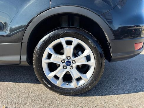 Used 2014 Ford Escape Titanium image 9