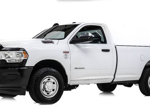 Used 2022 RAM 2500 Tradesman RWD image 2