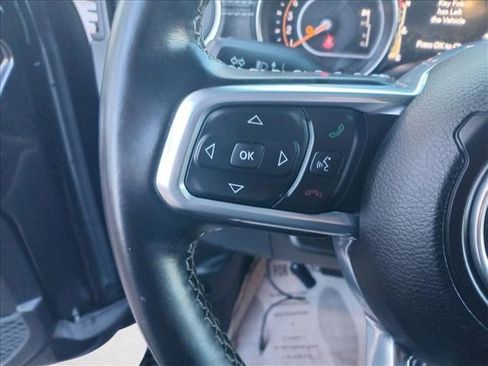 Used 2022 Jeep Gladiator Overland w/ Popular Equipment Package image 16