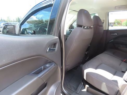 Used 2021 Chevrolet Colorado LT w/ Redline Special Edition AWD/4WD image 23