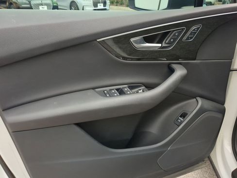 Used 2021 Audi Q7 2.0T Premium w/ Convenience Package image 12
