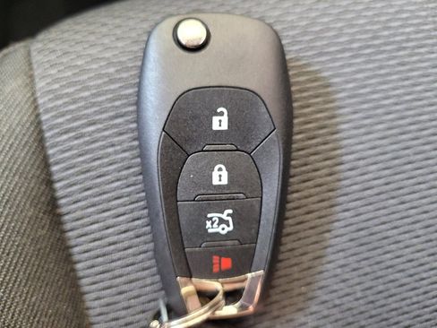 Used 2018 Chevrolet Cruze LS FWD image 32