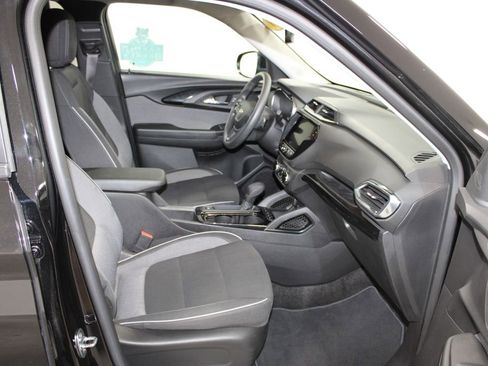 Used 2023 Chevrolet TrailBlazer LT w/ Convenience Package image 24