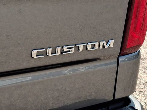 Used 2020 Chevrolet Silverado 1500 Custom w/ Custom Value Package AWD/4WD image 30