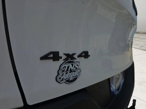 Used 2014 Jeep Cherokee Trailhawk w/ Technology Group AWD/4WD image 28