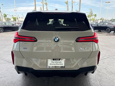 Used 2025 BMW X3 xDrive30i w/ Premium Package AWD/4WD image 4