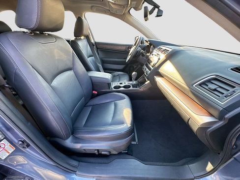 Used 2017 Subaru Outback 2.5i Limited image 37