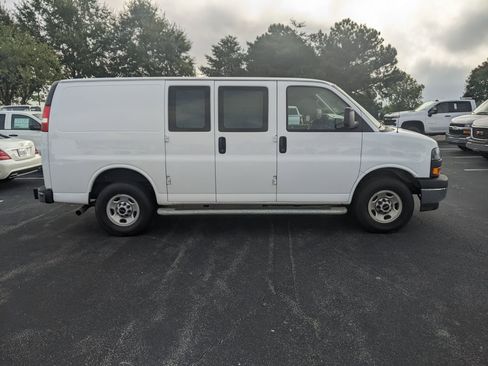 Certified 2024 GMC Savana 2500 w/ Driver Convenience Package image 10