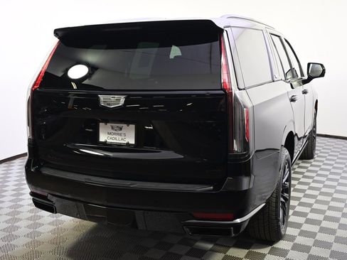 Certified 2024 Cadillac Escalade Sport Platinum w/ LPO, ONYX Package image 6