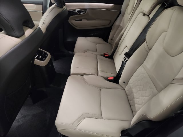 New 2026 Volvo XC90 T8 Plus w/ Protection Package Premier AWD/4WD image 30