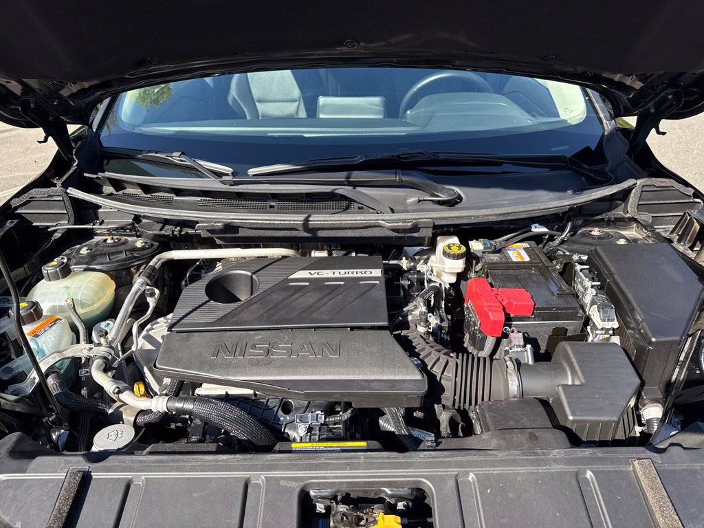 Used 2025 Nissan Rogue SV FWD image 37