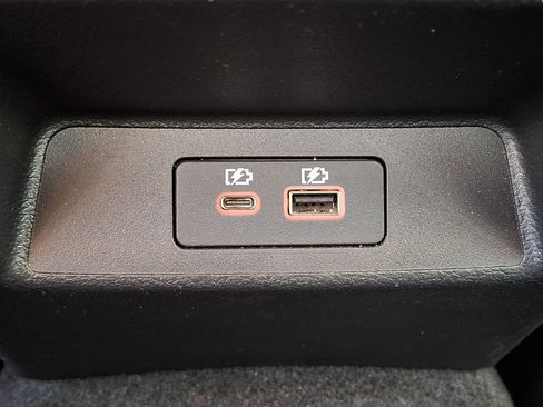 Certified 2023 Nissan Altima 2.0 SR FWD image 8