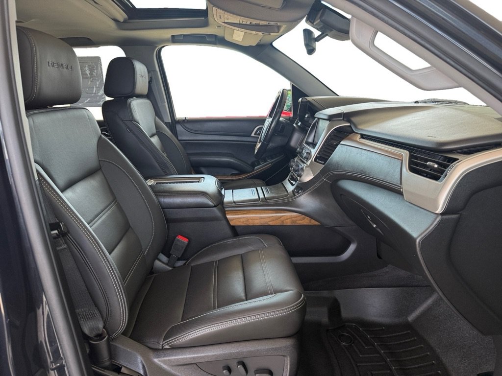 Used 2020 GMC Yukon Denali AWD/4WD image 12