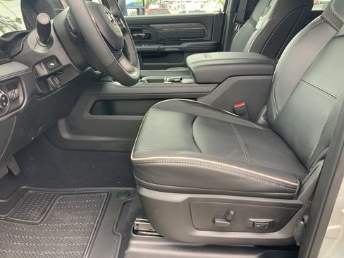 New 2026 RAM 2500 Limited AWD/4WD image 17