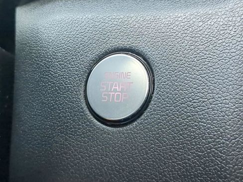 Used 2023 Kia Sorento S FWD image 29