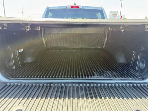 Used 2023 RAM 1500 Big Horn AWD/4WD image 9