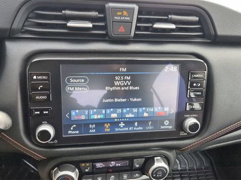 Used 2023 Nissan Versa SR w/ Trunk Package image 20