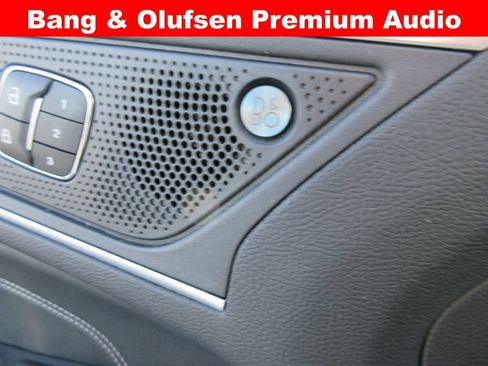Used 2022 Ford Edge Titanium AWD/4WD image 20