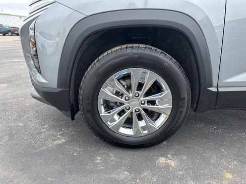 Used 2025 Chevrolet Equinox LT AWD/4WD image 17