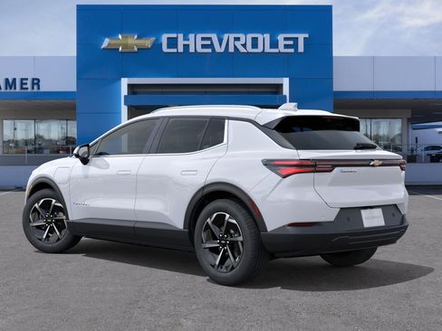 New 2026 Chevrolet Equinox EV LT image 28