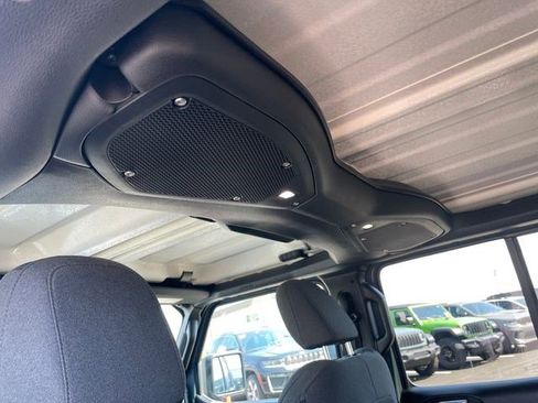 Certified 2025 Jeep Wrangler Unlimited Sport AWD/4WD image 28