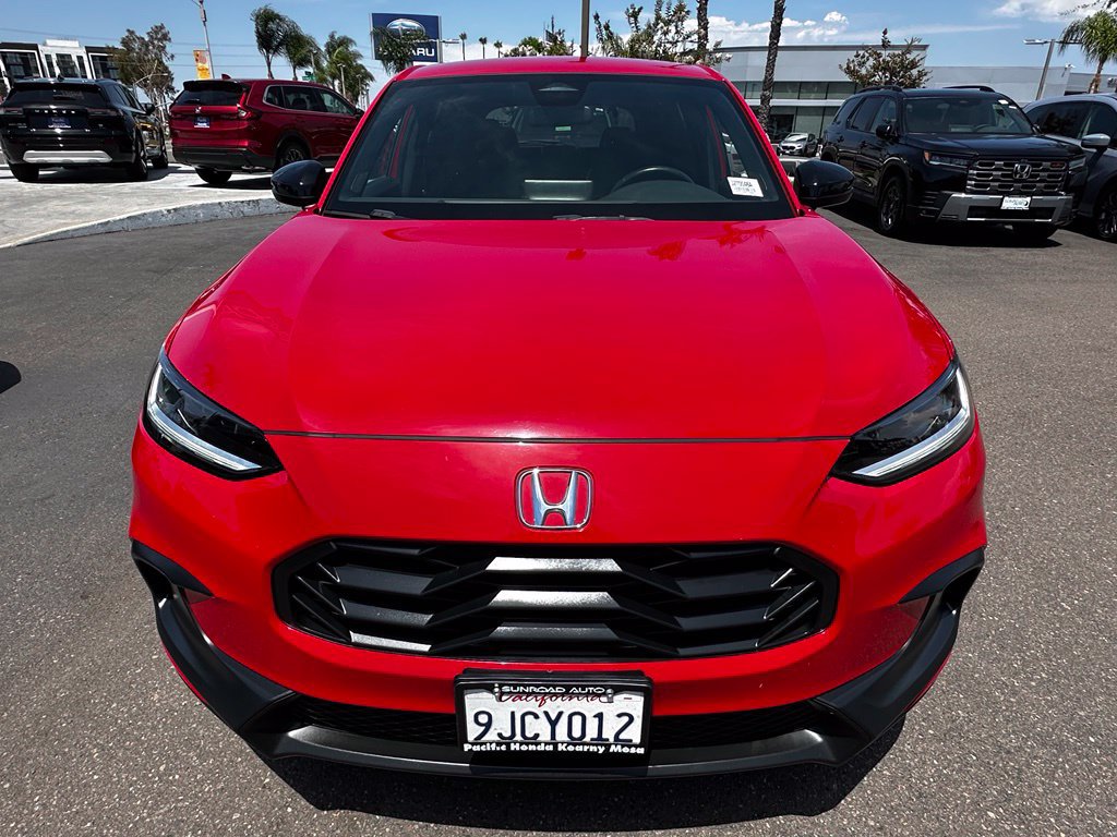 Used 2024 Honda HR-V Sport image 3
