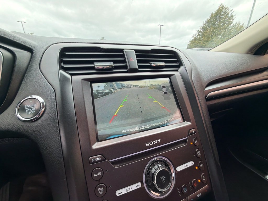 Used 2020 Ford Fusion Titanium AWD/4WD image 10