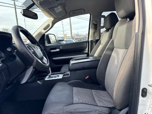 Used 2014 Toyota Tundra SR5 image 17