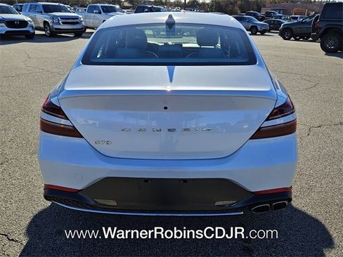 Used 2023 Genesis G70 2.0T image 10