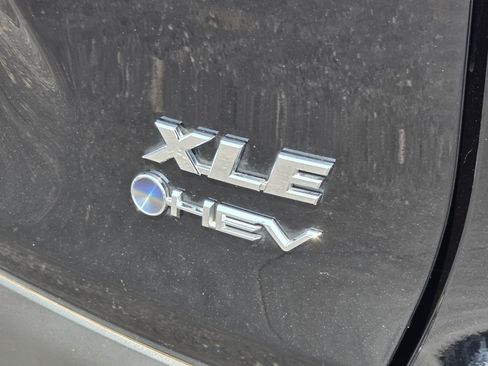 Certified 2025 Toyota RAV4 XLE AWD/4WD image 16