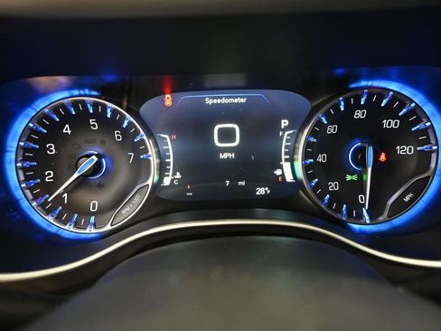 New 2026 Chrysler Voyager LX image 36