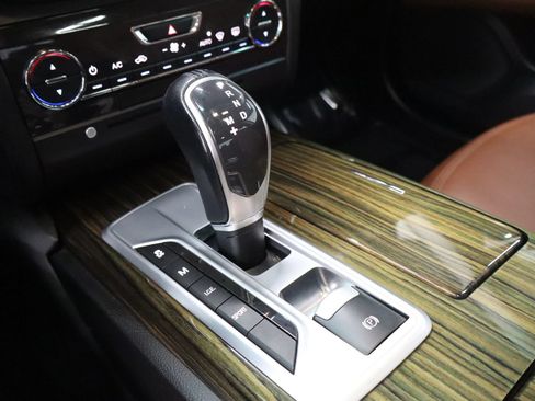 Used 2015 Maserati Ghibli S Q4 AWD/4WD image 32