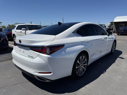 Used 2019 Lexus ES 350 image 8