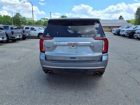 Used 2023 GMC Yukon Denali image 4