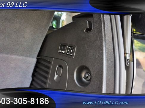 Used 2016 GMC Yukon SLT w/ Open Road Package AWD/4WD image 36