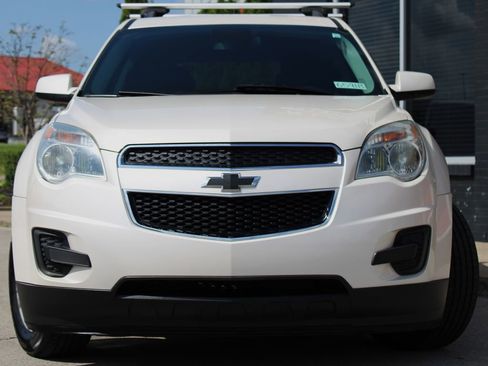 Used 2015 Chevrolet Equinox LT w/ Driver Convenience Package image 2