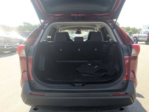 Used 2021 Toyota RAV4 LE FWD image 22