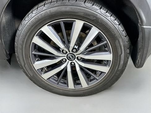 Used 2022 Nissan Pathfinder Platinum w/ Cargo Package AWD/4WD image 31
