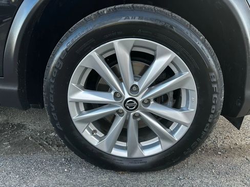 Used 2019 Nissan Rogue Sport SV image 12