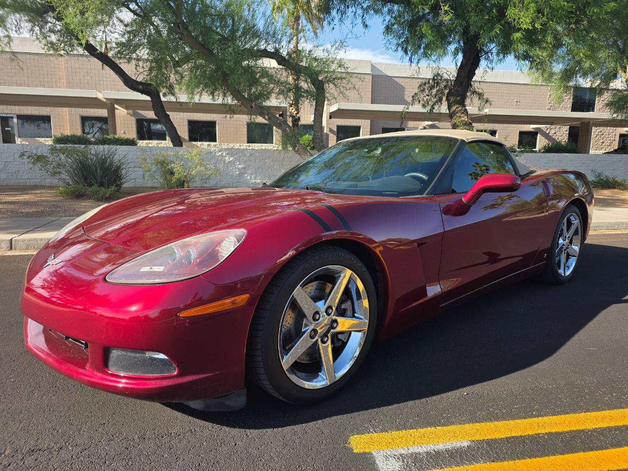 Used 2007 Chevrolet Corvette Convertible w/ Preferred Equipment Group RWD image 3