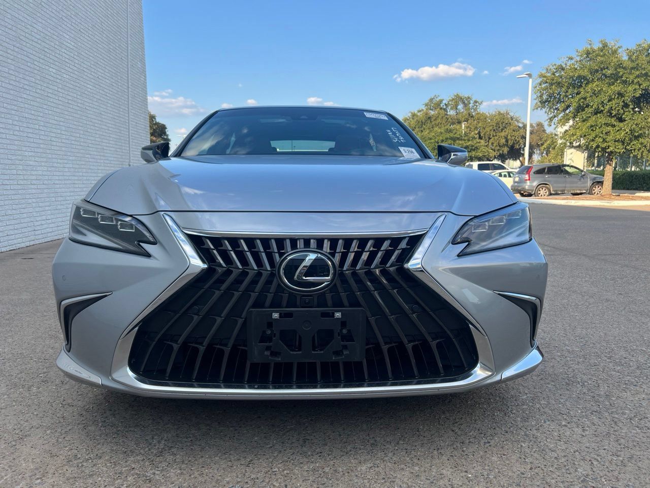 Used 2025 Lexus ES 350 Ultra Luxury w/ Accessory Package (Z2) FWD image 2